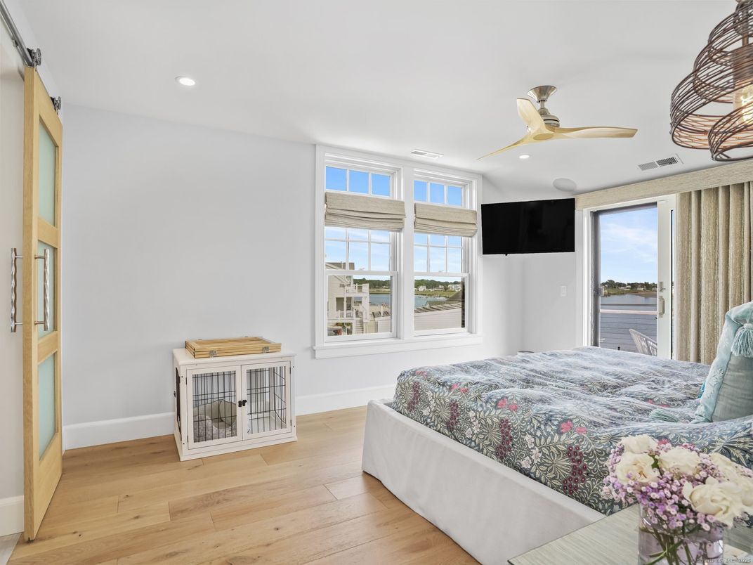 Bedroom, Interior, Recessed Lighting, Water, Wood Texture Flooring