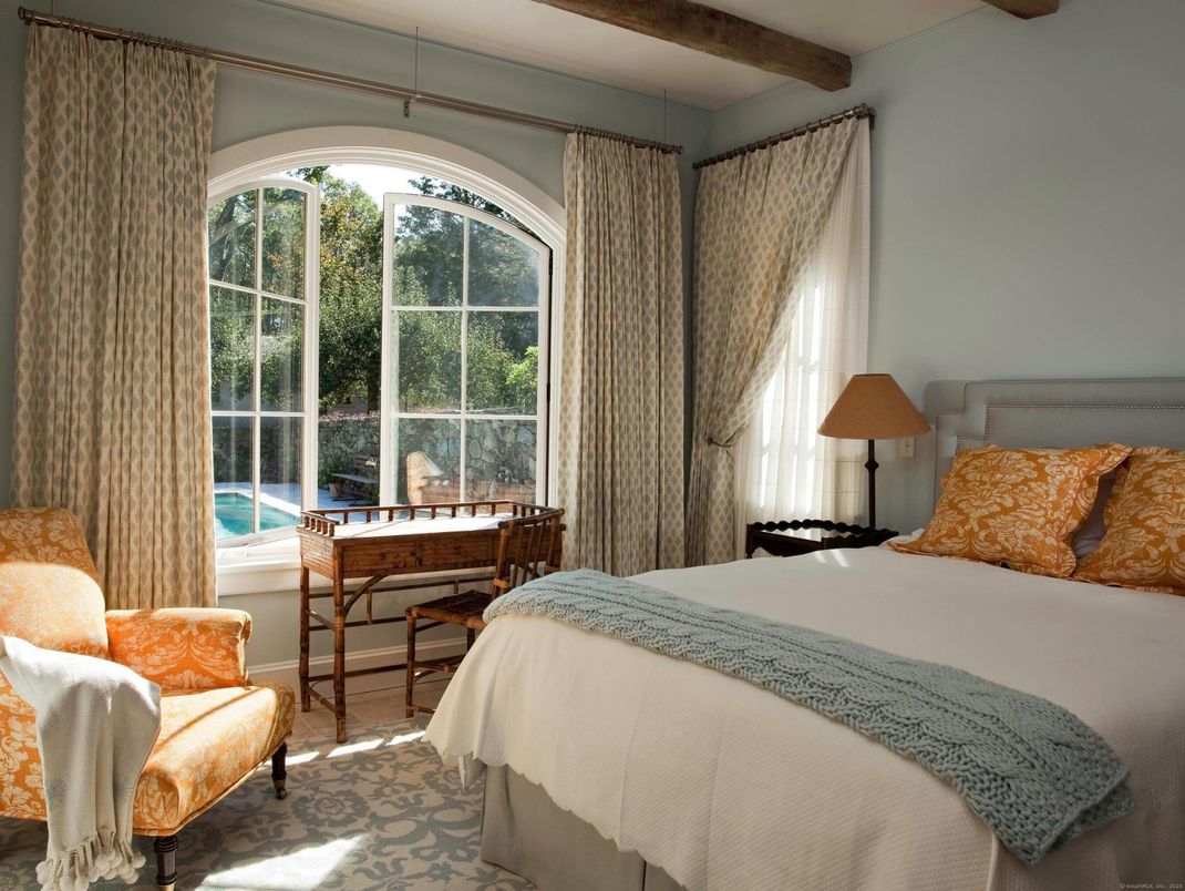 Bedroom, Home Office, Interior, Wooden Beams