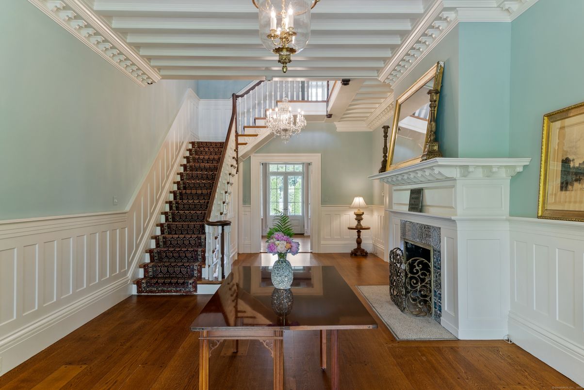 Chandelier, Fireplace, Interior, Wood Texture Flooring