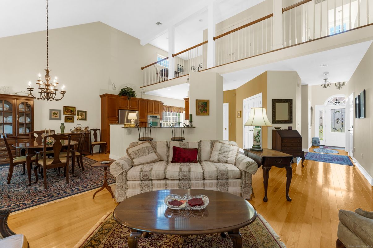 Chandelier, Dining room, Interior, Living room, Wood Texture Flooring