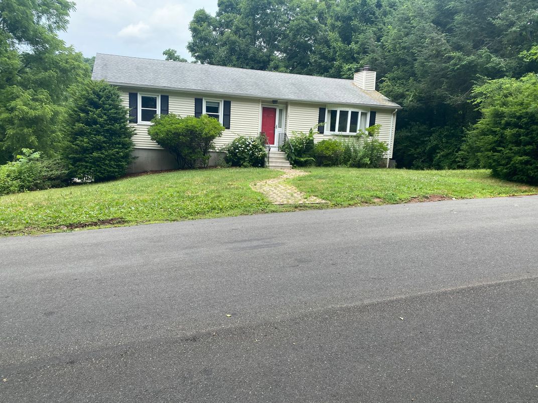 Exterior, Facade, Cape Cod