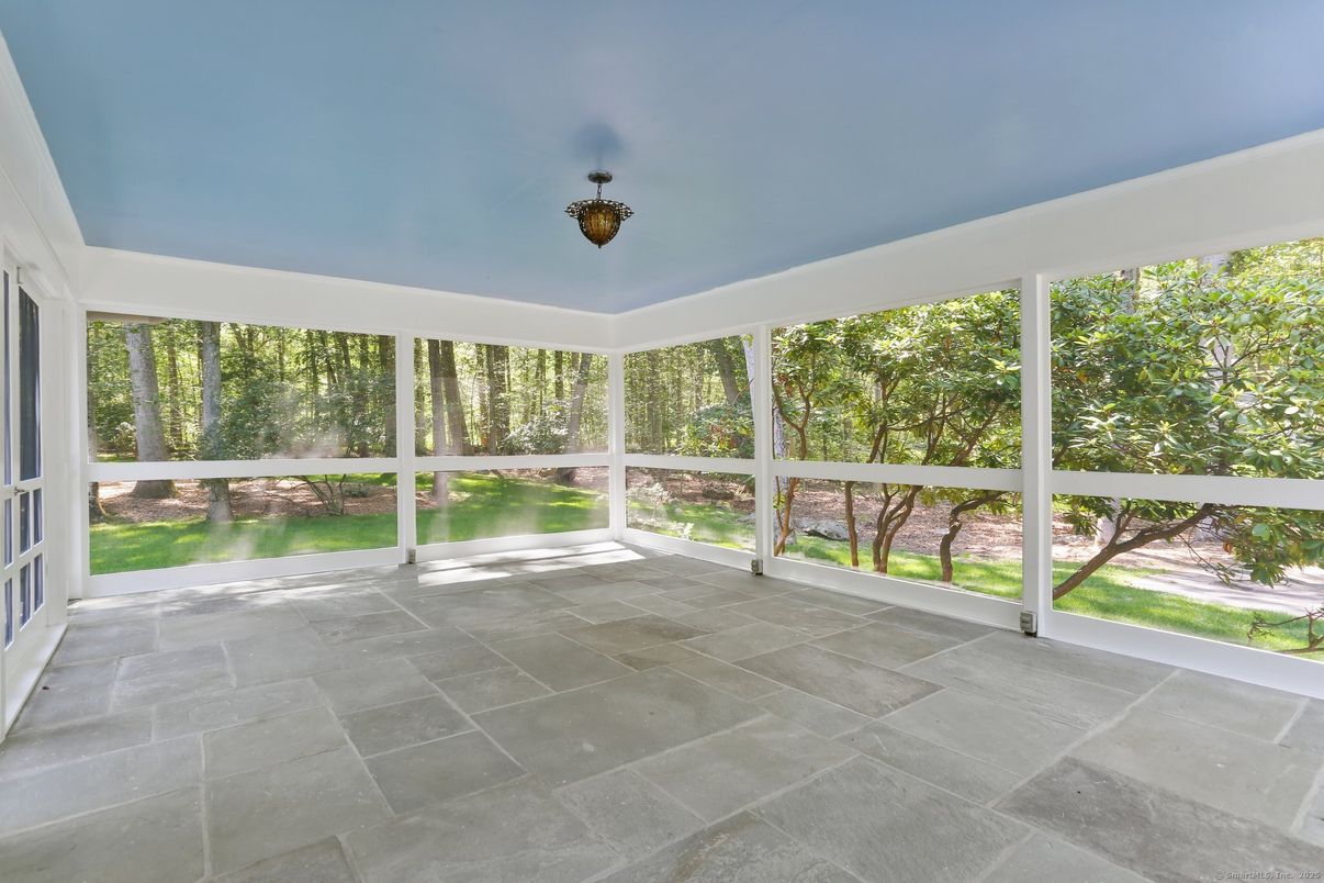 Empty room, Interior, Sun Room