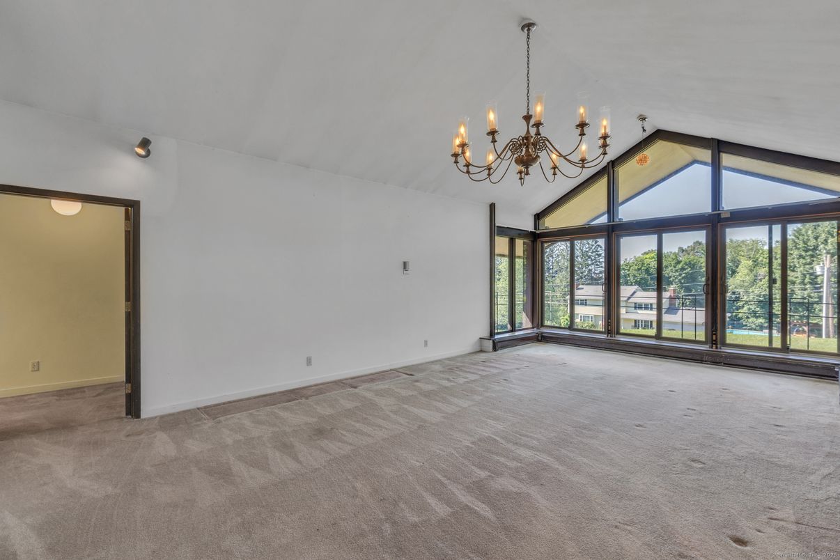 Chandelier, Empty room, Interior