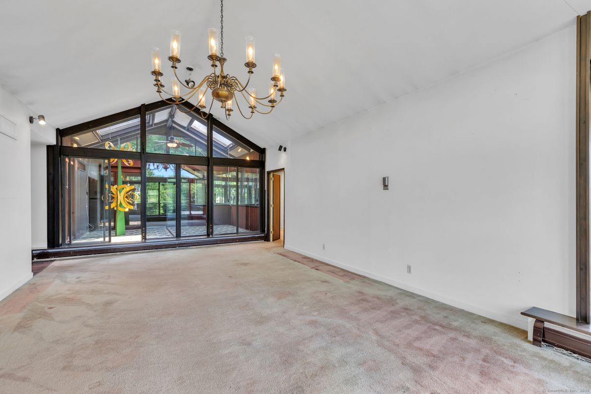 Chandelier, Empty room, Interior