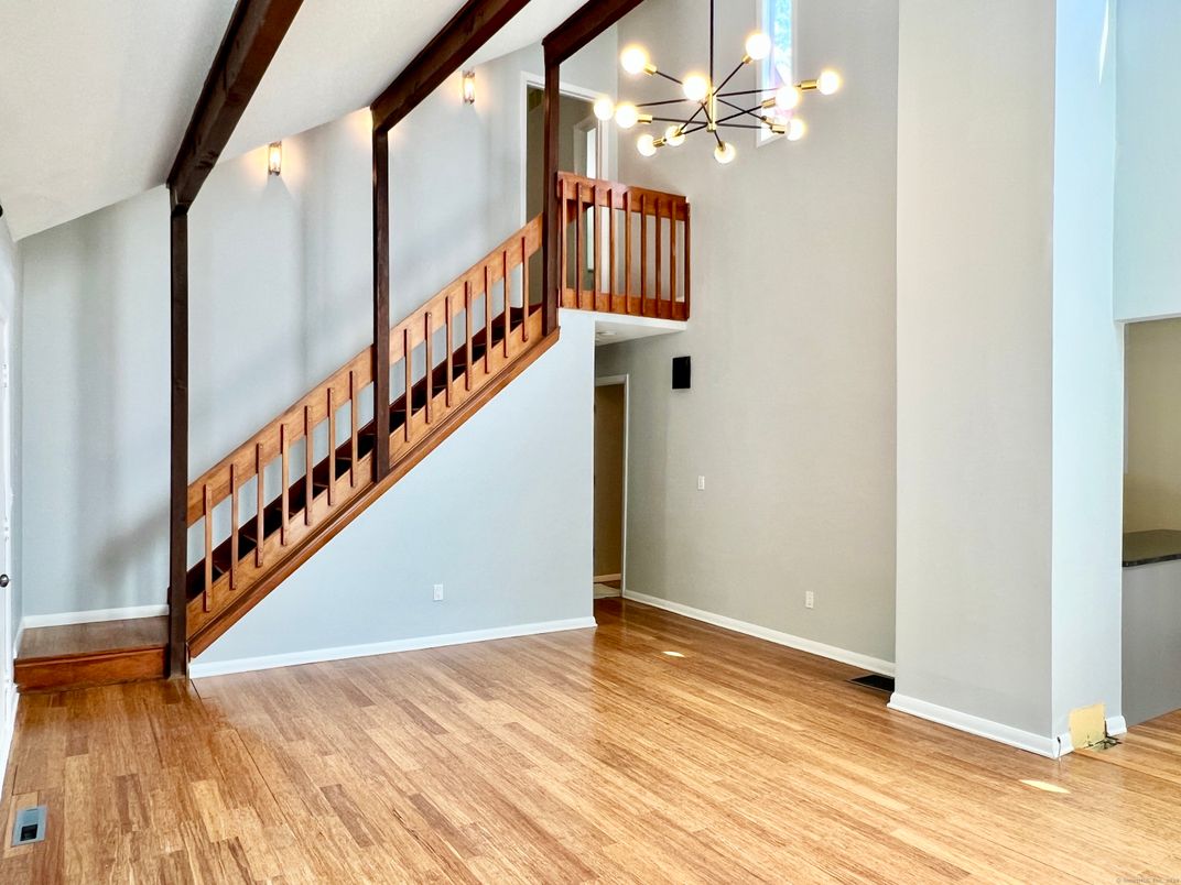 Empty room, Interior, Pendant Lights, Wood Texture Flooring
