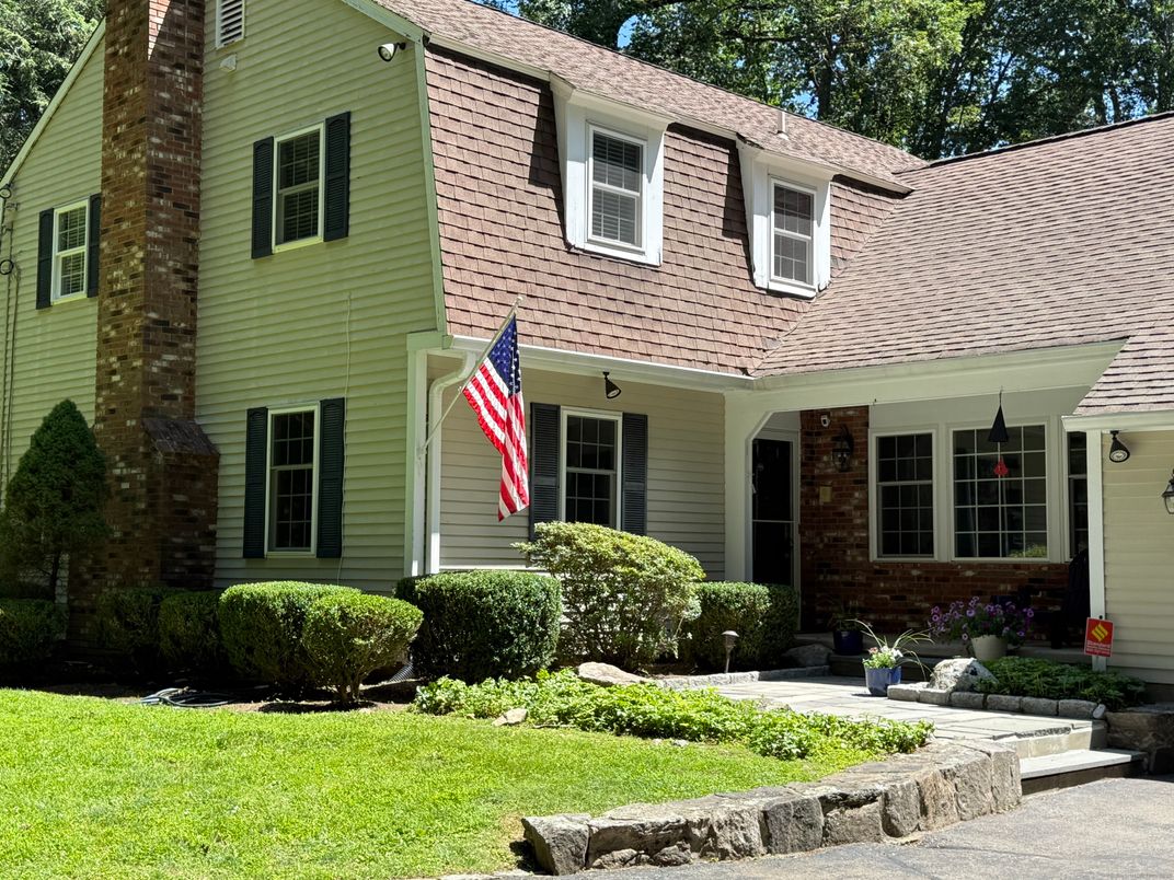 Exterior, Facade, Cape Cod