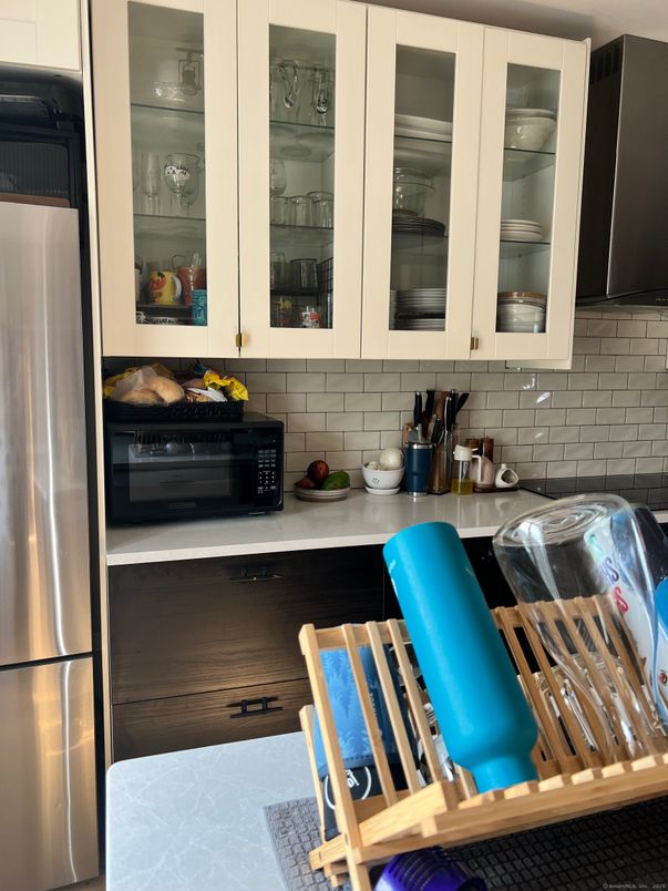 Exterior, Stainless Steel Appliances