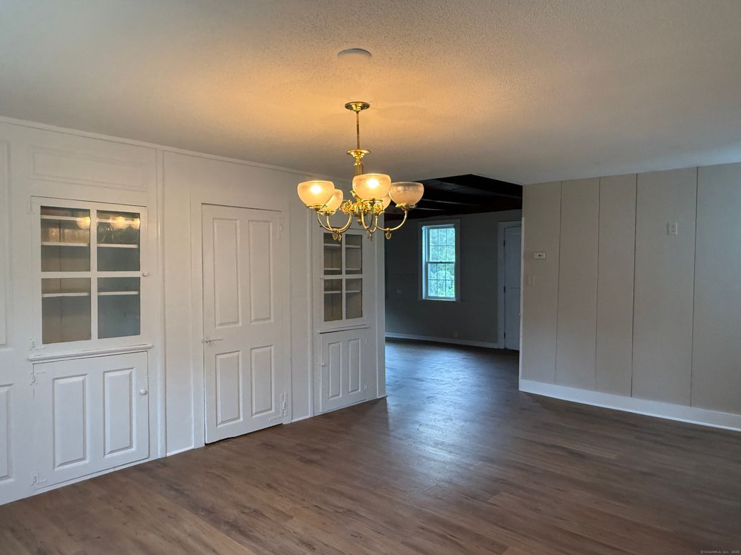 Chandelier, Empty room, Interior, Wood Texture Flooring
