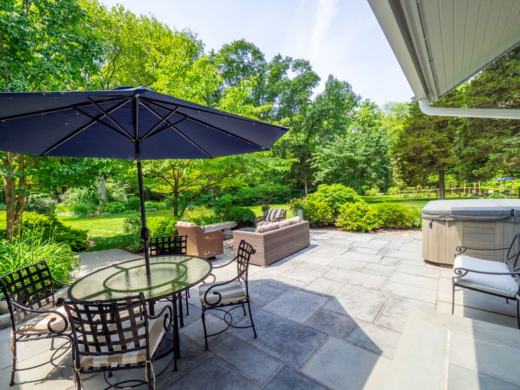 Exterior, Hot Tub