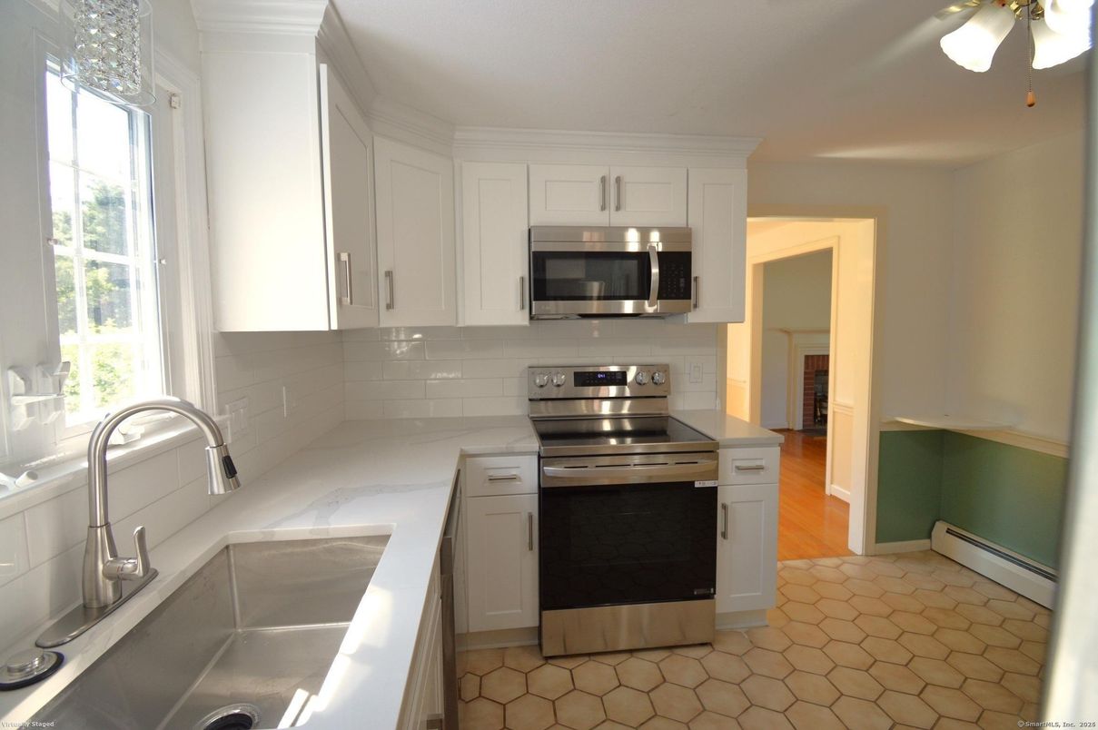 Interior, Kitchen, Stainless Steel Appliances