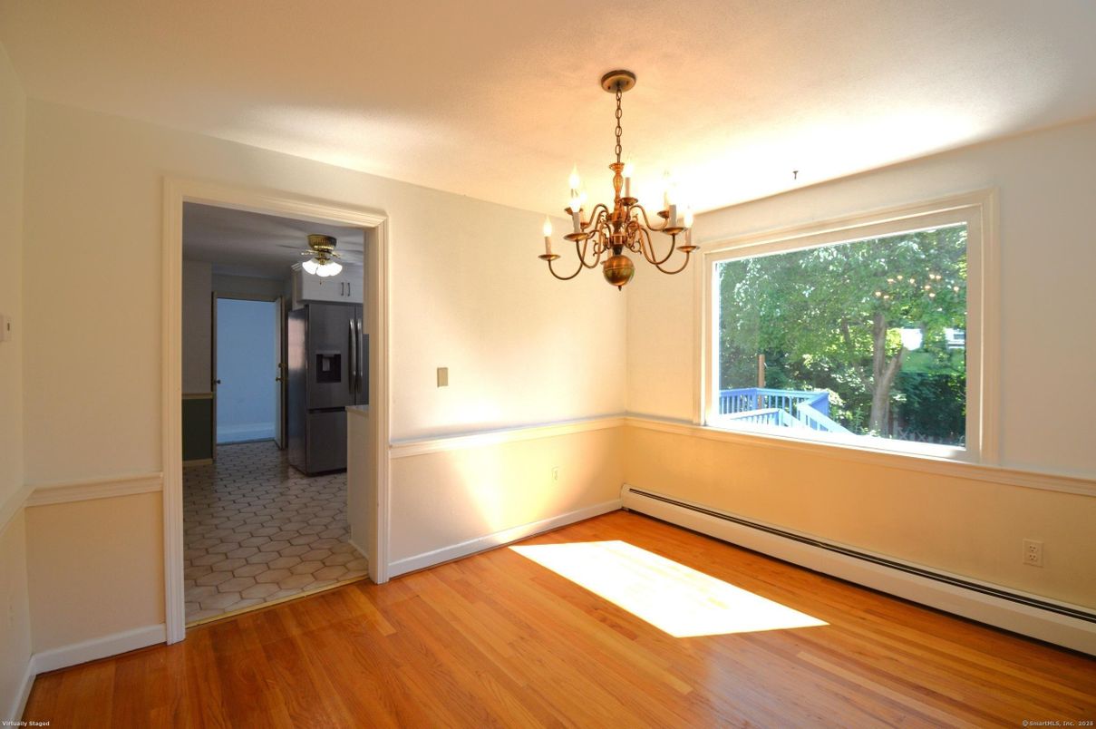 Chandelier, Empty room, Interior, Wood Texture Flooring
