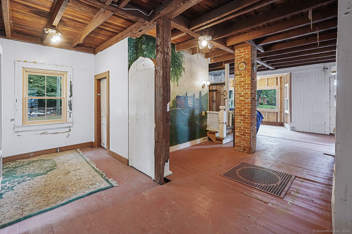 Empty room, Interior, Wooden Beams, Wooden Ceilings, Wood Texture Flooring