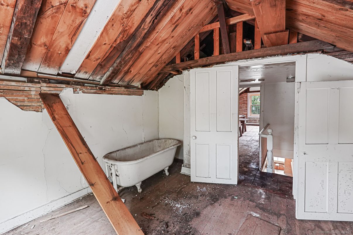 Bathroom, Free Standing Baths, Interior, Wooden Beams, Wooden Ceilings