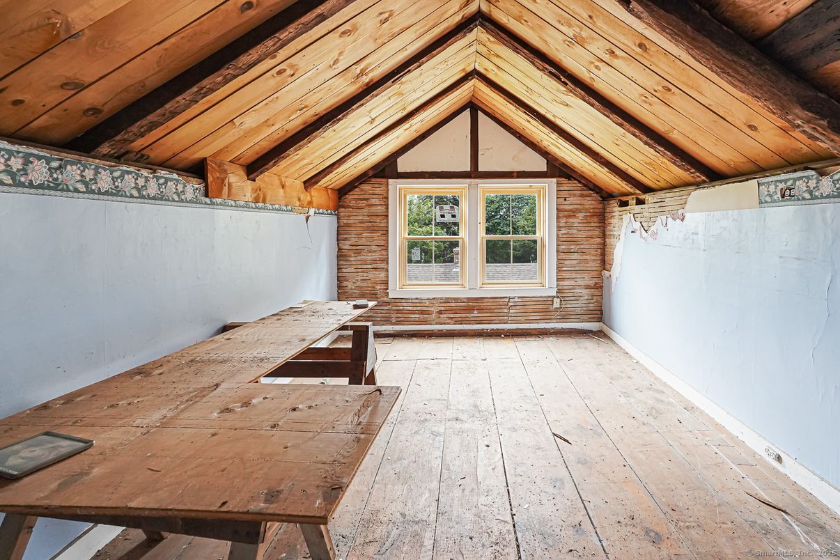 Empty room, Interior, Wooden Beams, Wooden Ceilings, Wood Texture Flooring, Wooden Walls