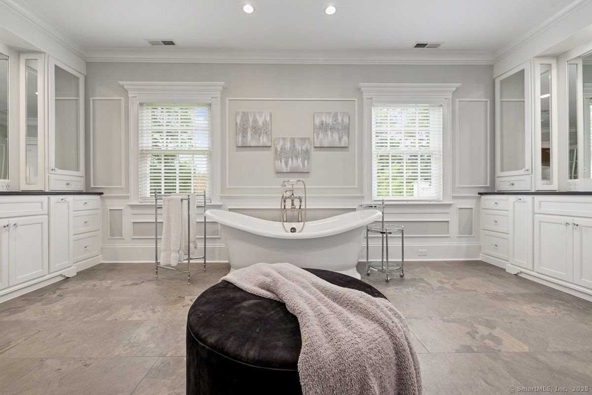 Bathroom, Free Standing Baths, Interior, Recessed Lighting
