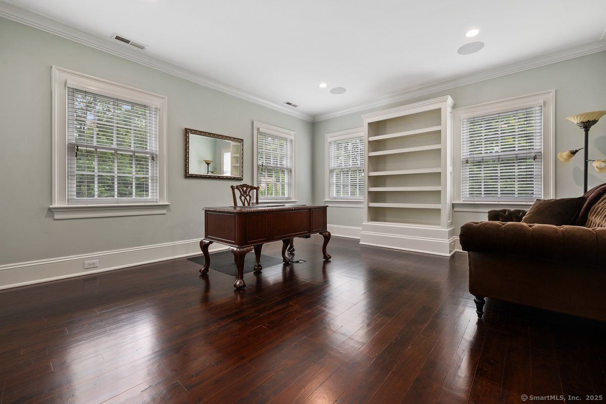 Home Office, Interior, Recessed Lighting, Wood Texture Flooring