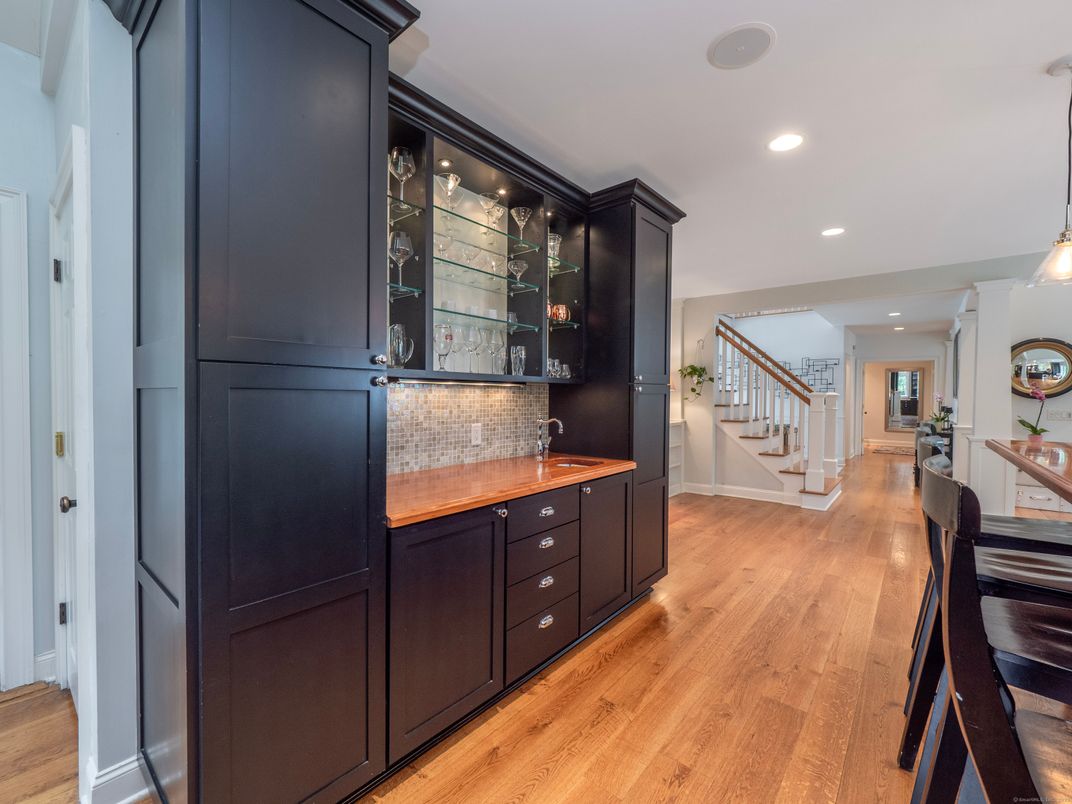 Interior, Pendant Lights, Recessed Lighting, Wood Texture Flooring