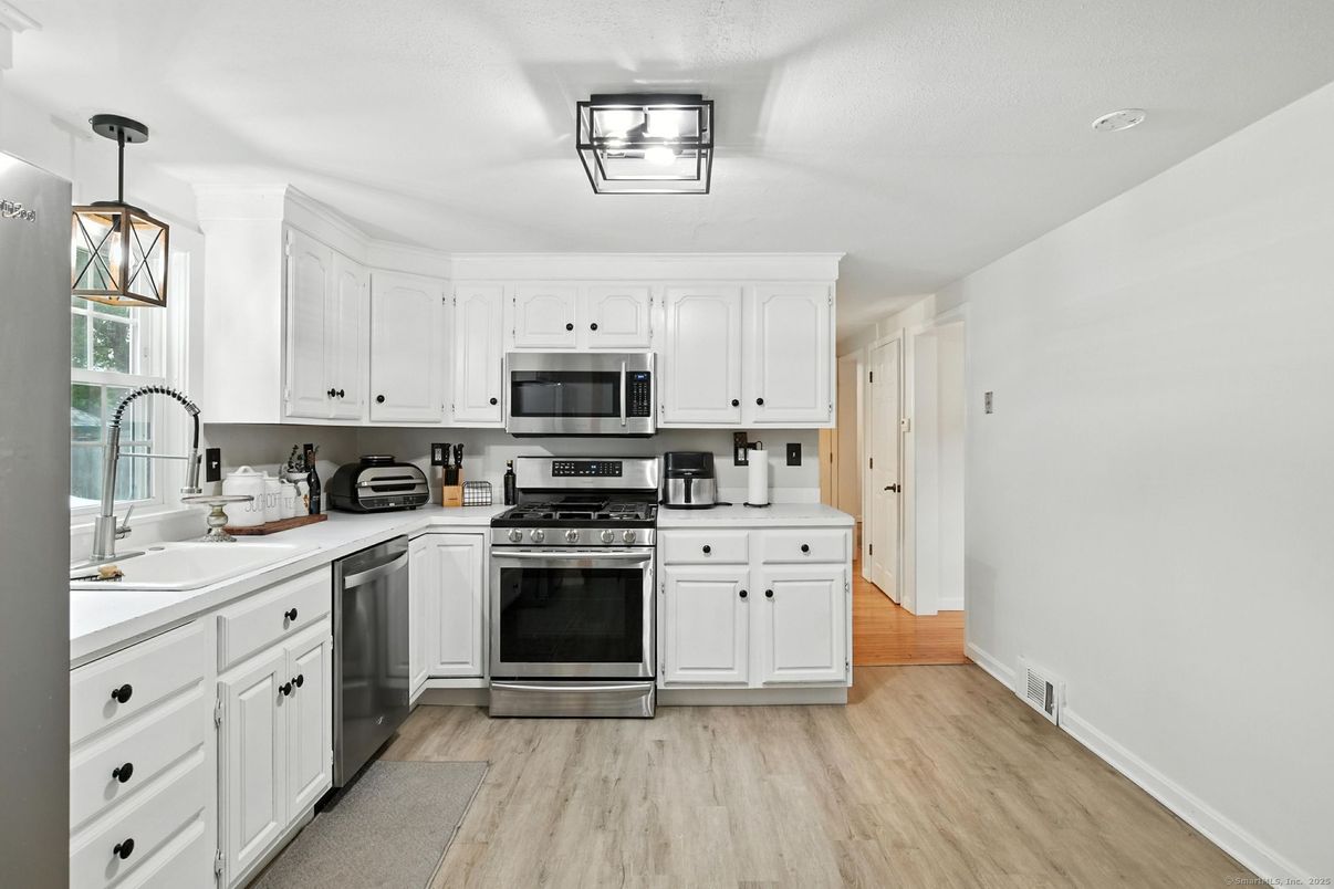 Interior, Kitchen, Pendant Lights, Stainless Steel Appliances, Wood Texture Flooring