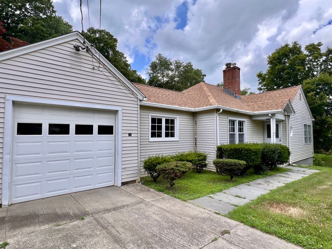 Detached Garage, Exterior