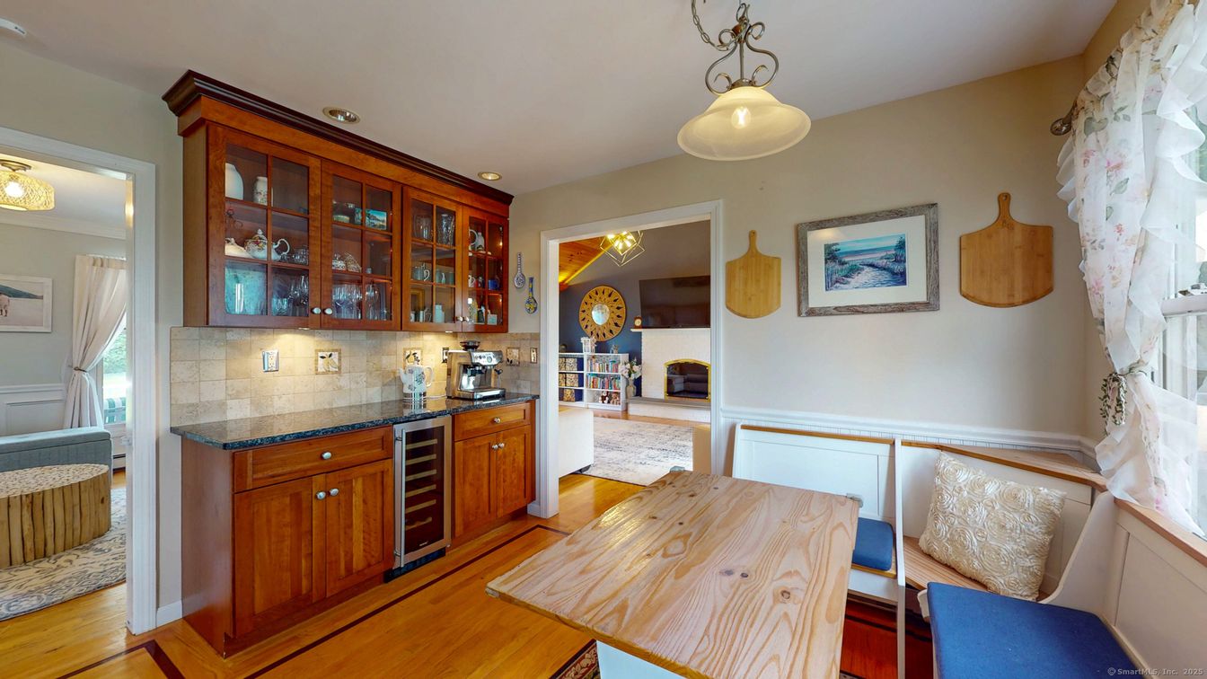 Dining room, Interior, Pendant Lights, Recessed Lighting, Wood Texture Flooring