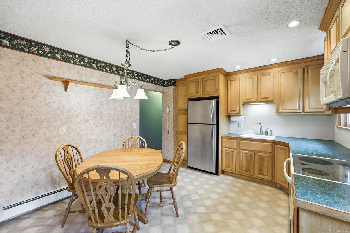 Dining room, Interior, Kitchen, Pendant Lights, Recessed Lighting