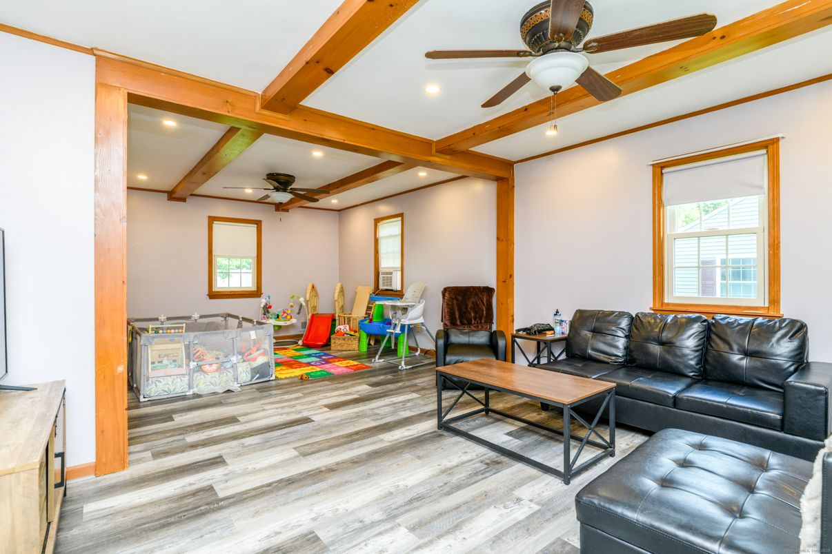 Interior, Living room, Recessed Lighting, Wooden Beams, Wood Texture Flooring