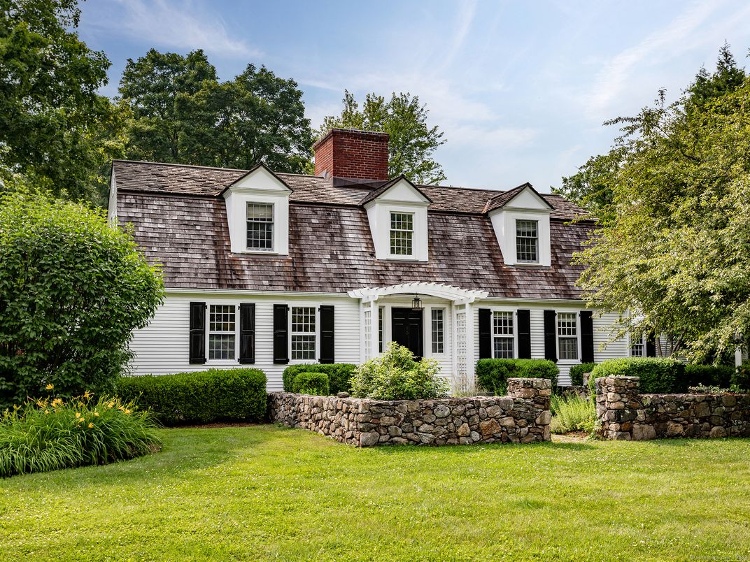 Exterior, Facade, Cape Cod
