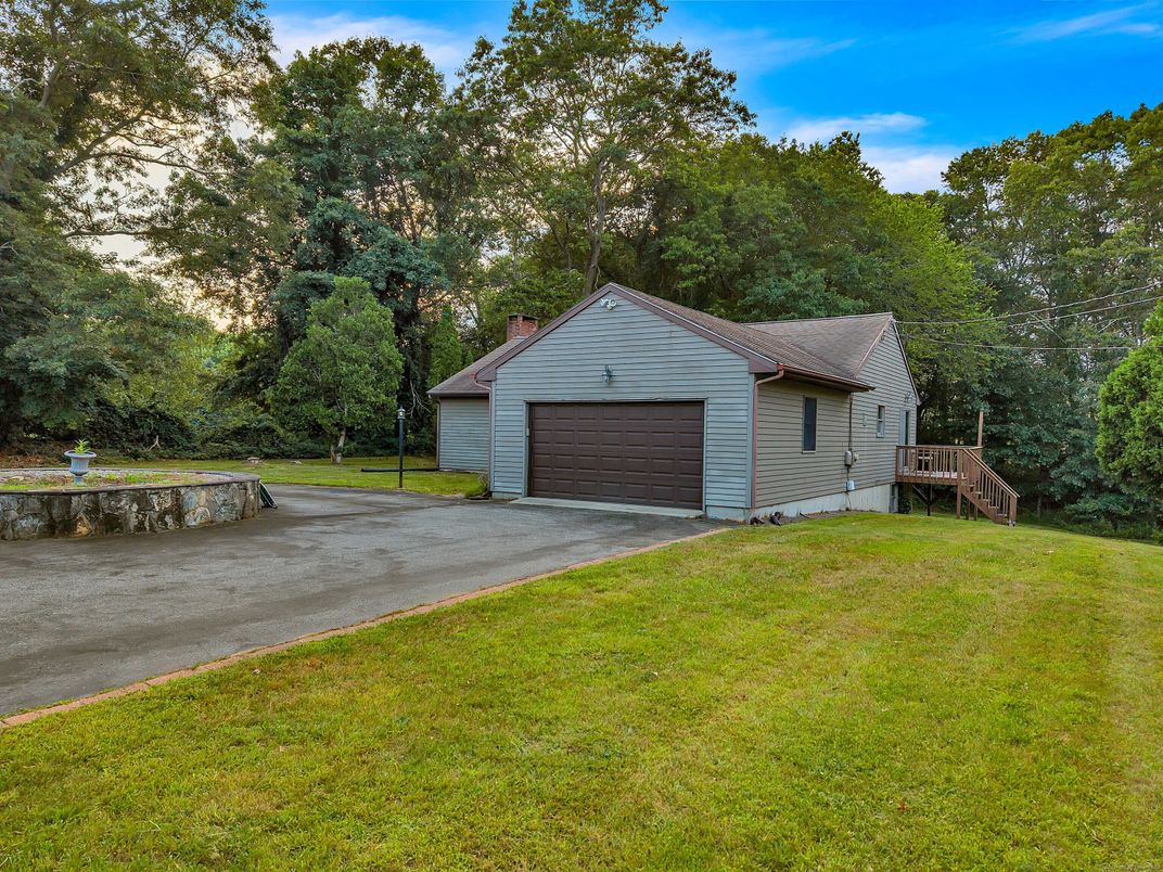 Backyard, Detached Garage, Exterior