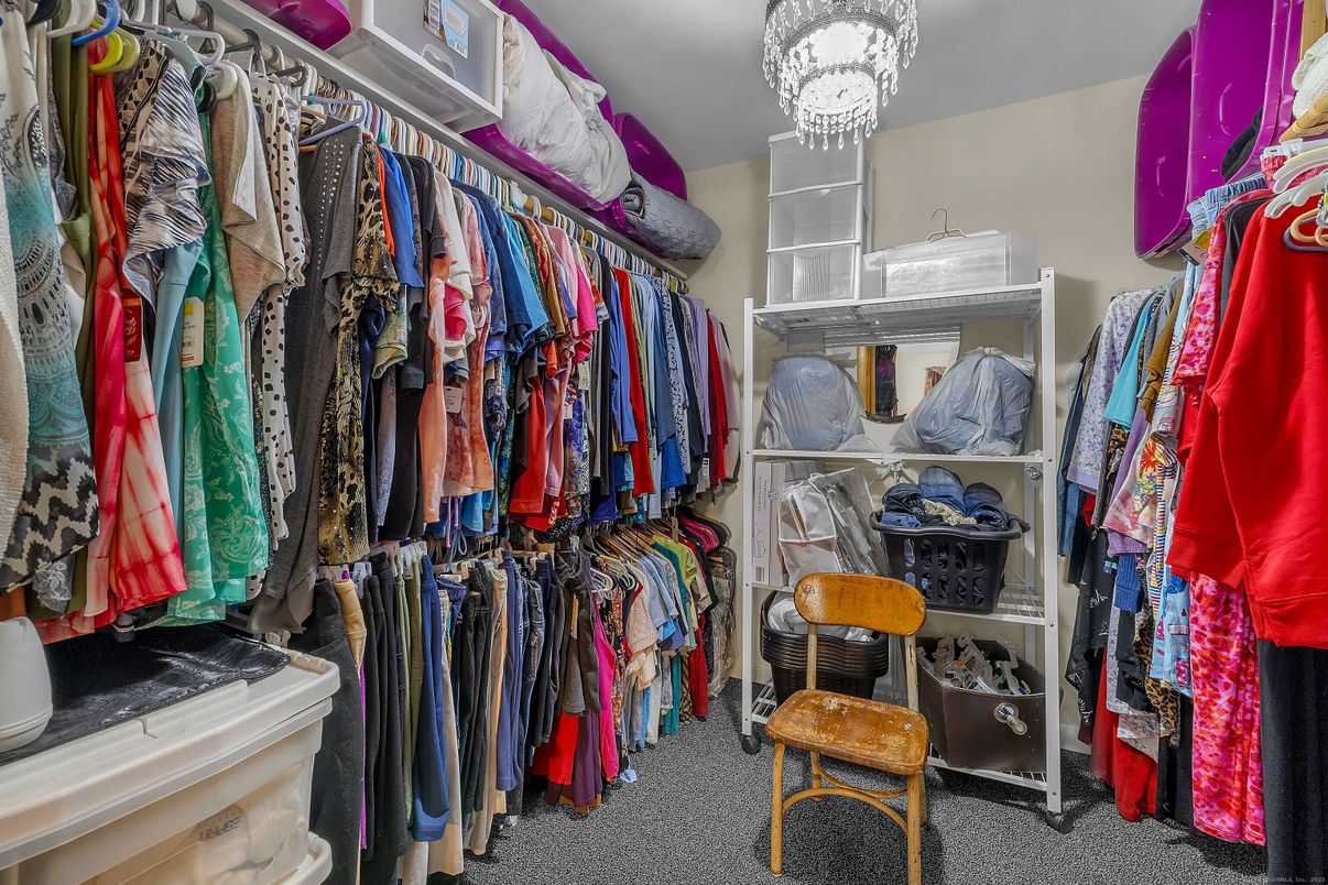 Chandelier, Interior, Walk-in Closets