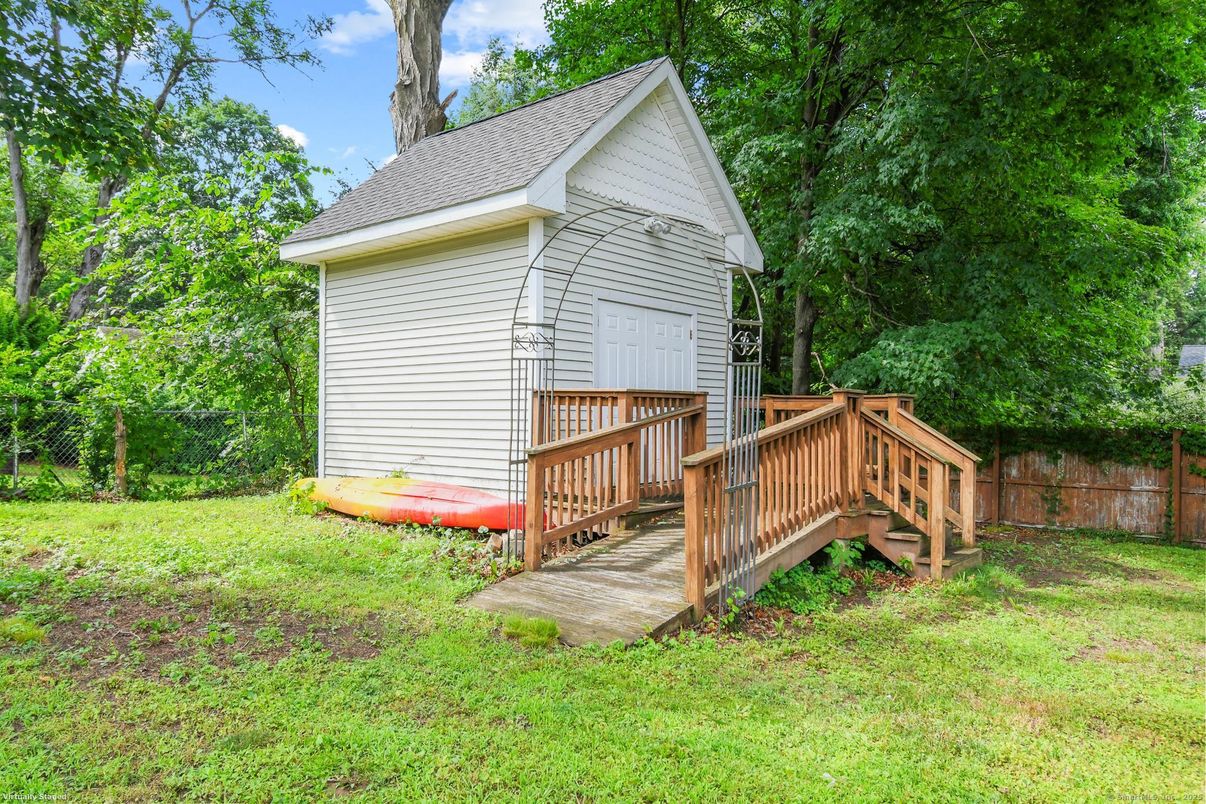 Backyard, Detached Garage, Exterior