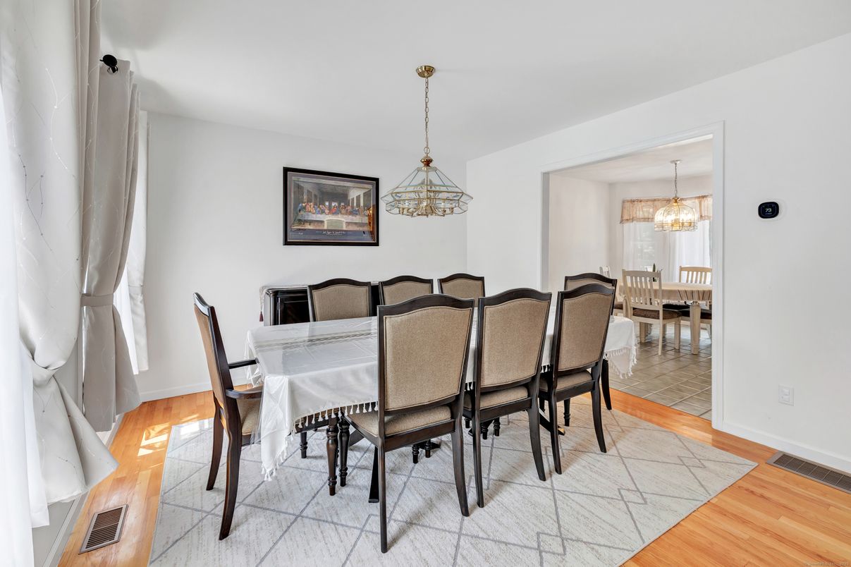 Chandelier, Dining room, Interior, Pendant Lights, Wood Texture Flooring