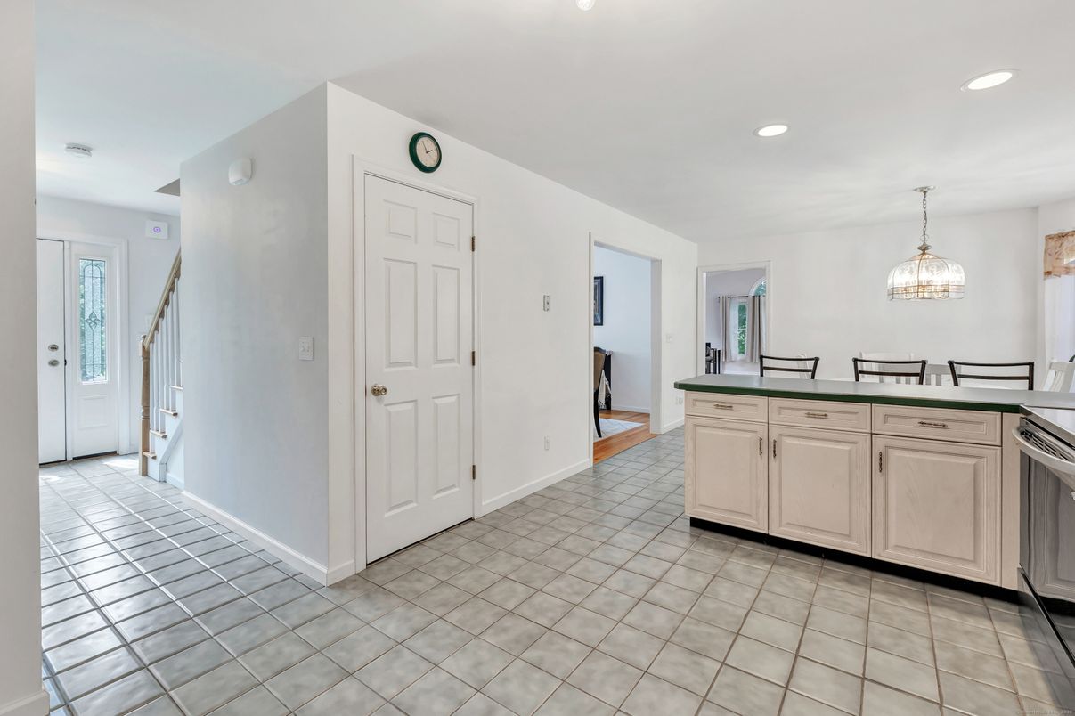 Dining room, Interior, Kitchen, Pendant Lights, Recessed Lighting
