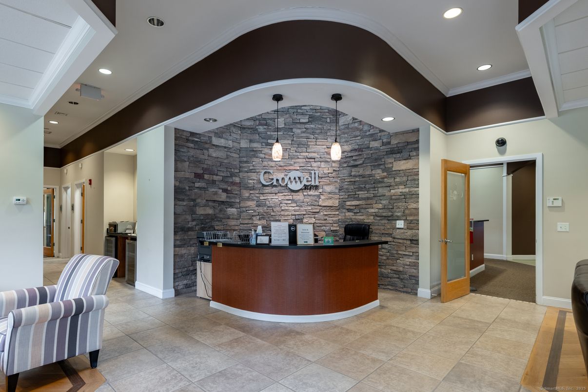Interior, Pendant Lights, Recessed Lighting, Stone Walls