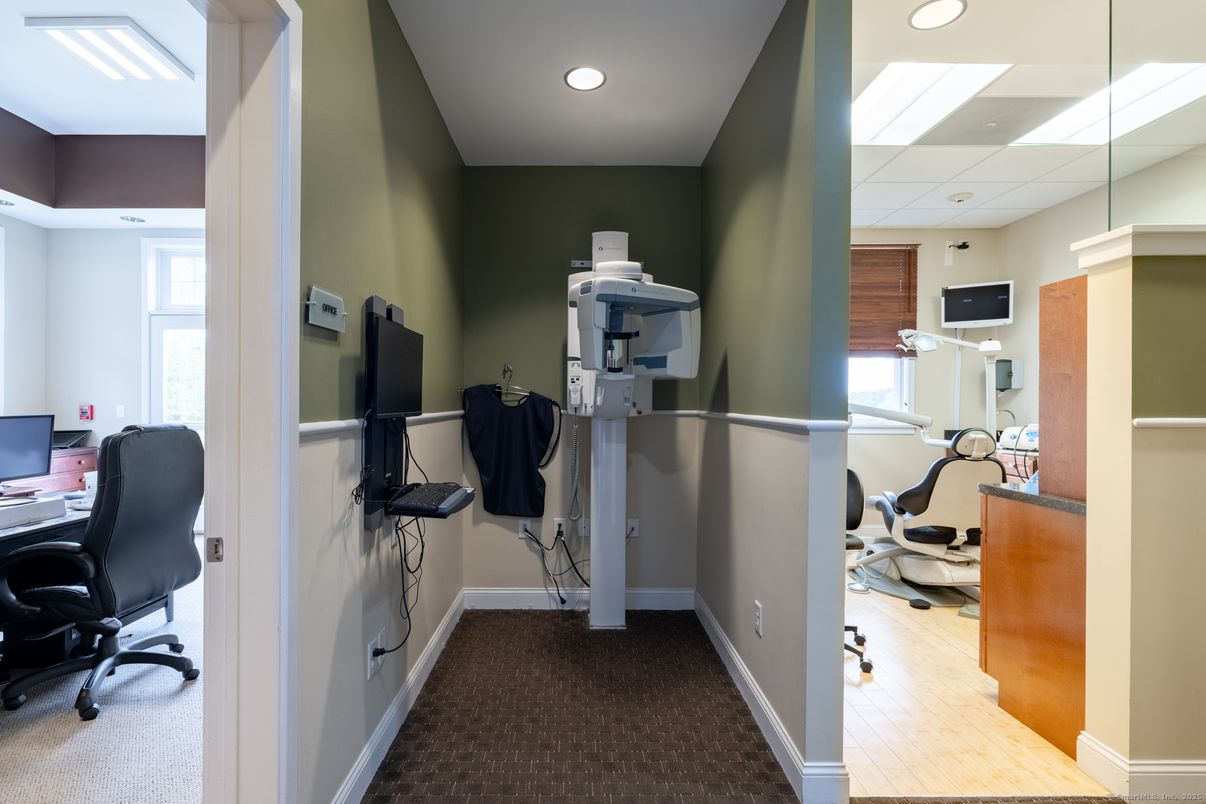 Fitness Equipment, Home Office, Interior, Recessed Lighting