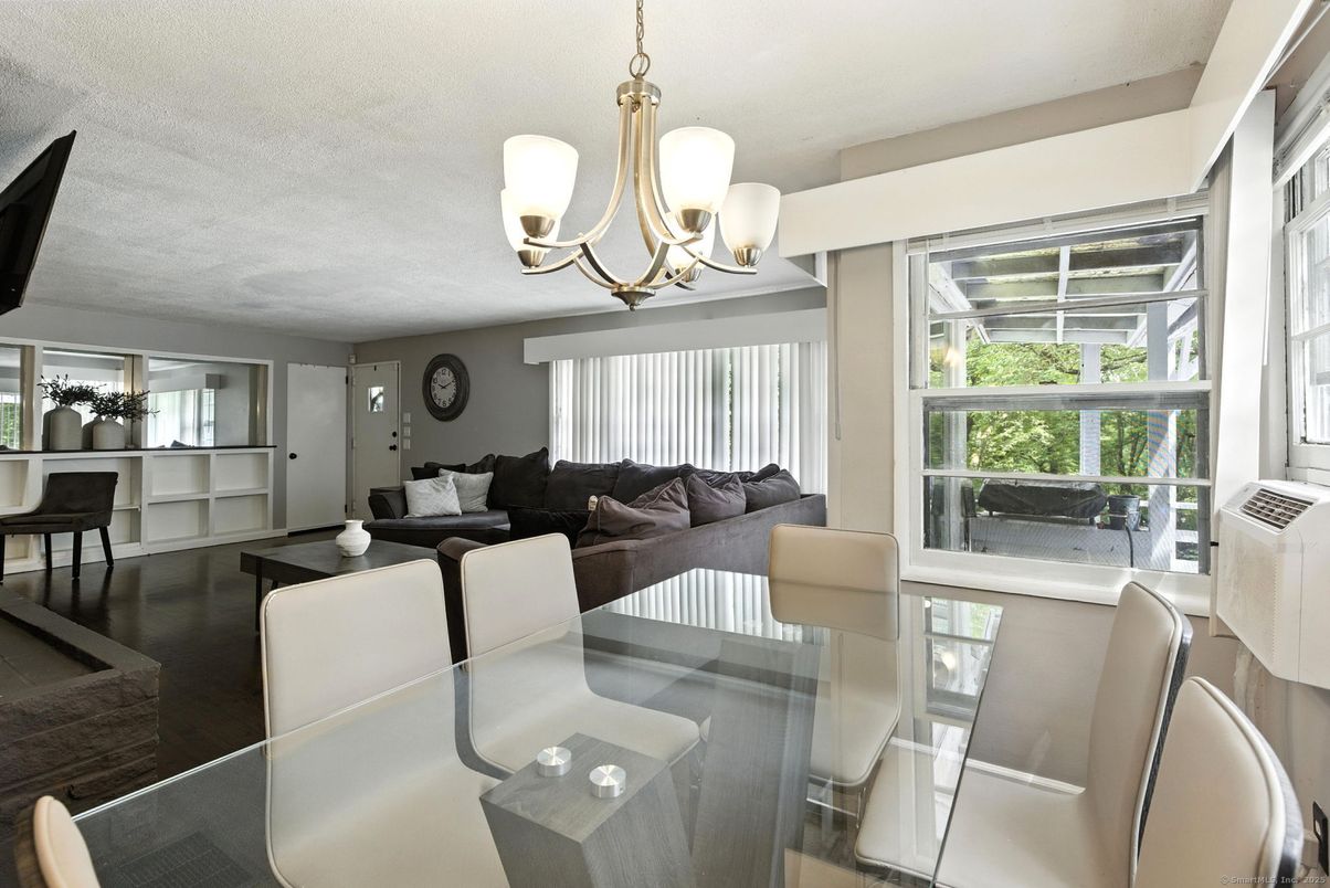 Chandelier, Dining room, Interior, Living room, Wood Texture Flooring