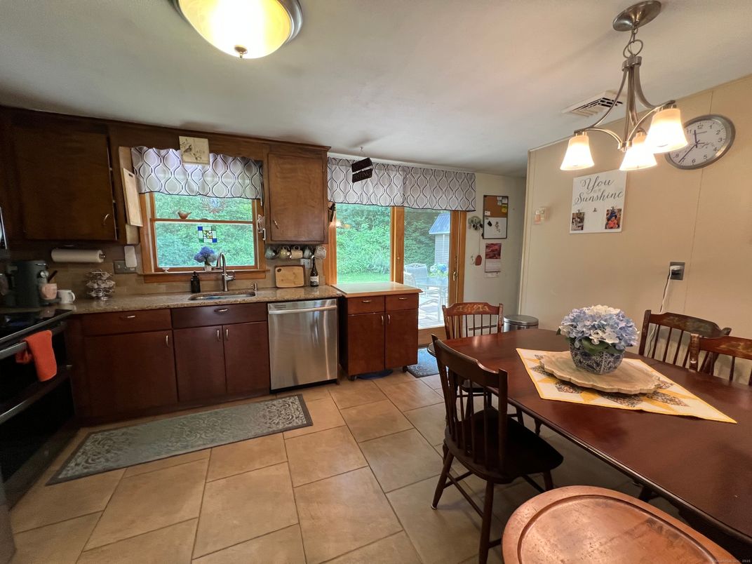 Dining room, Interior, Kitchen, Pendant Lights