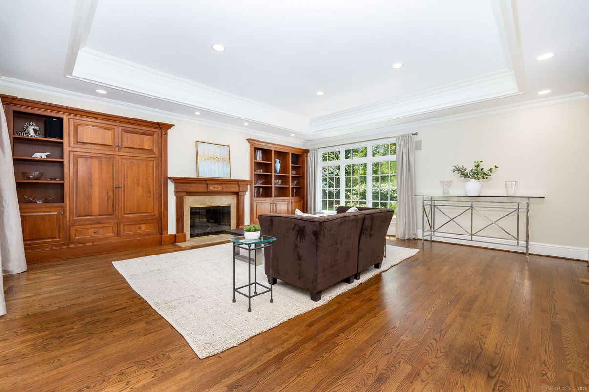 Fireplace, Interior, Living room, Recessed Lighting, Wood Texture Flooring