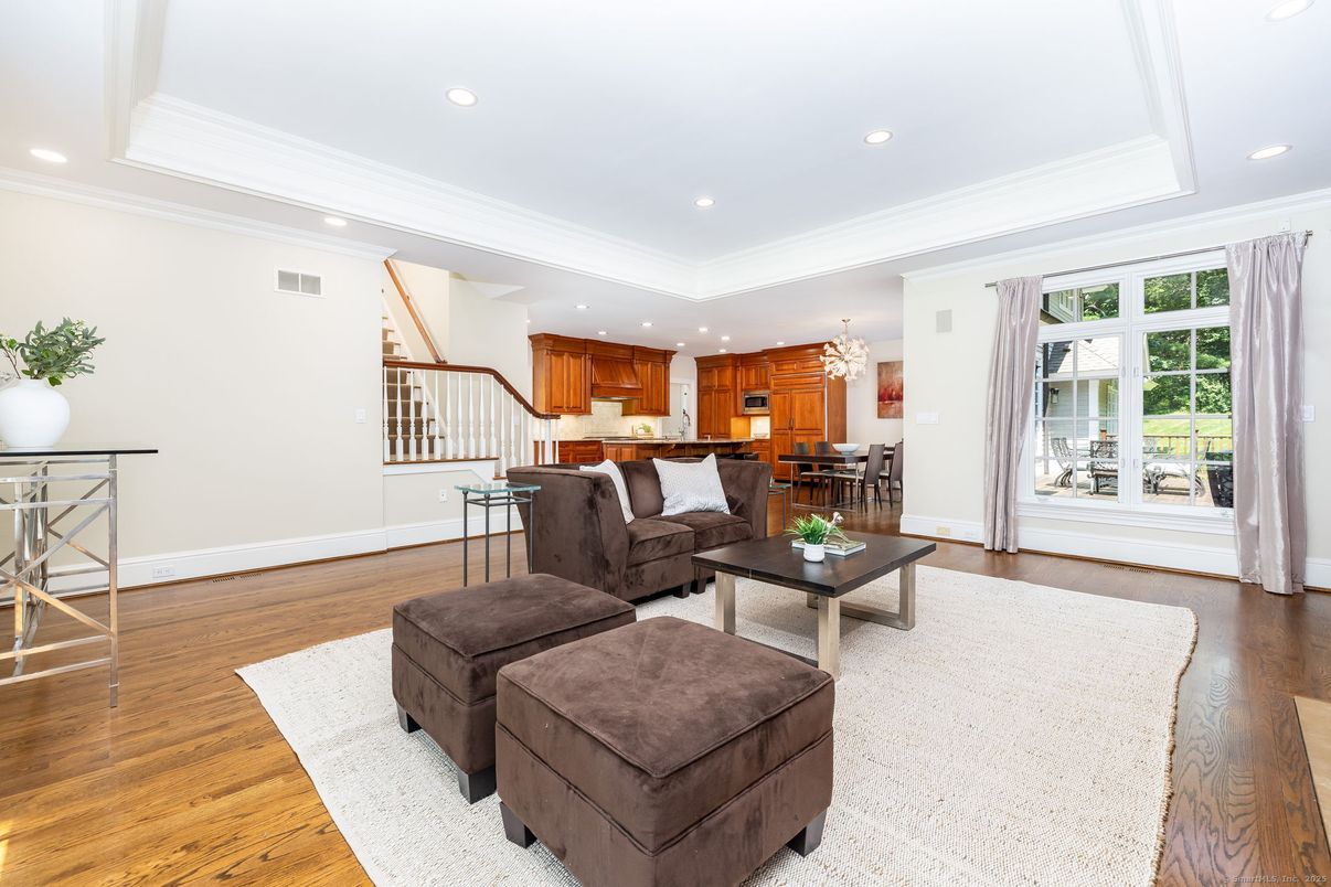 Chandelier, Dining room, Interior, Kitchen, Living room, Recessed Lighting, Wood Texture Flooring