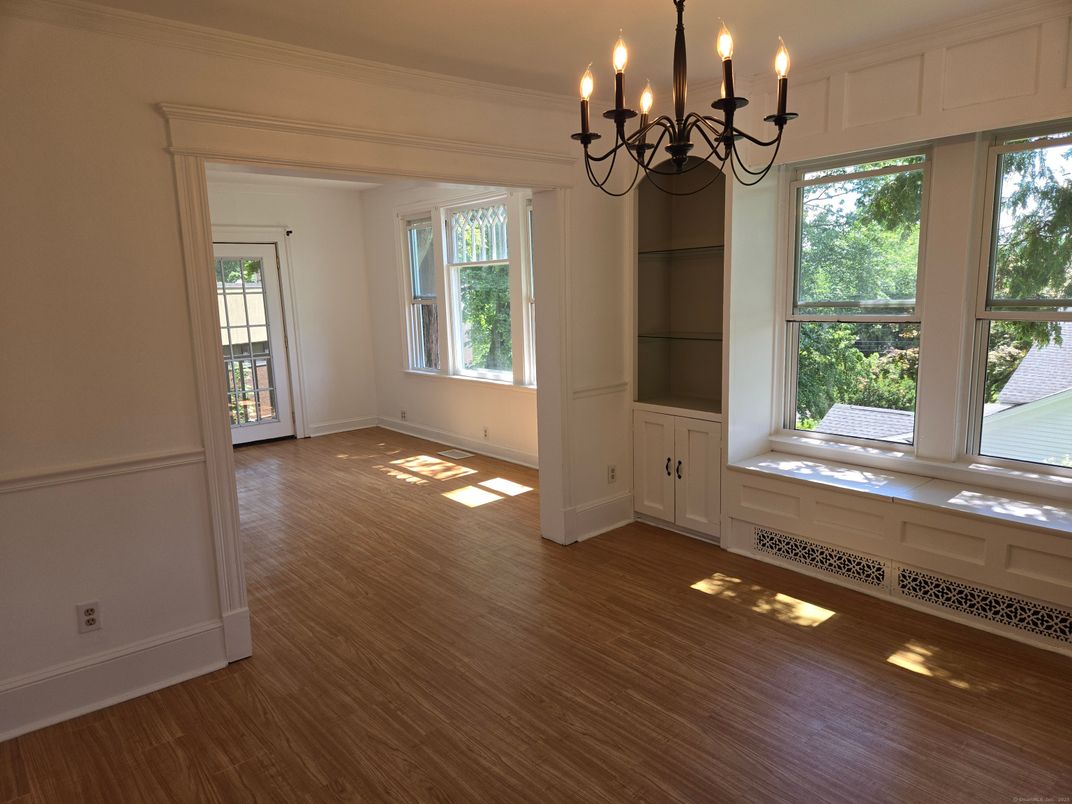 Chandelier, Empty room, Interior, Wood Texture Flooring