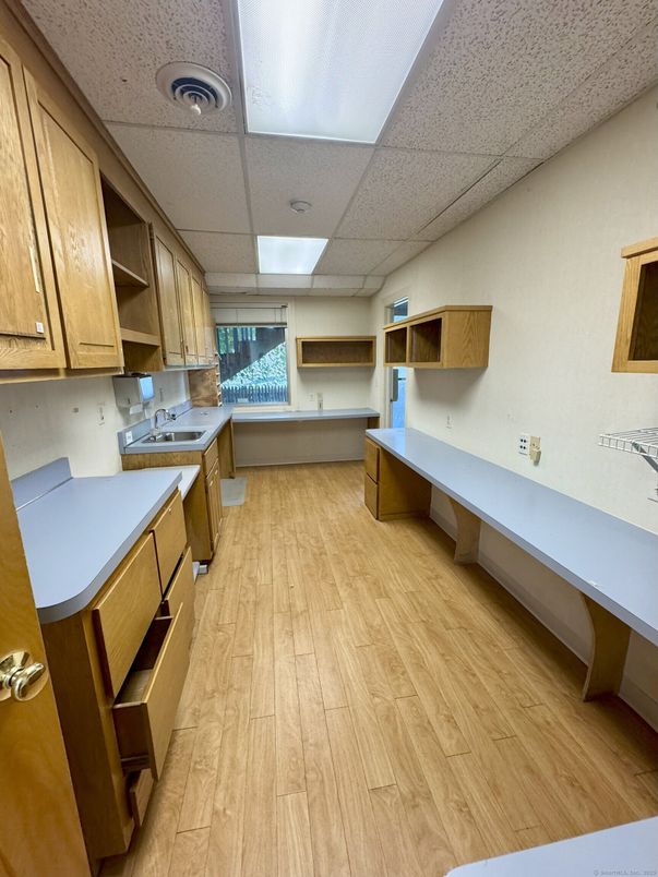 Interior, Kitchen, Recessed Lighting, Wood Texture Flooring