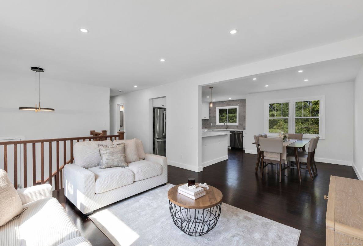 Dining room, Interior, Kitchen, Living room, Pendant Lights, Recessed Lighting, Wood Texture Flooring