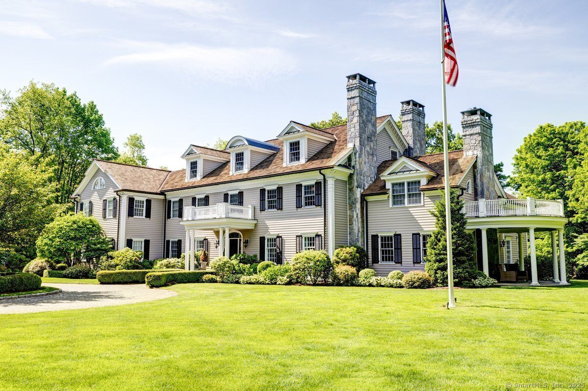 Backyard, Exterior, Facade, Georgian