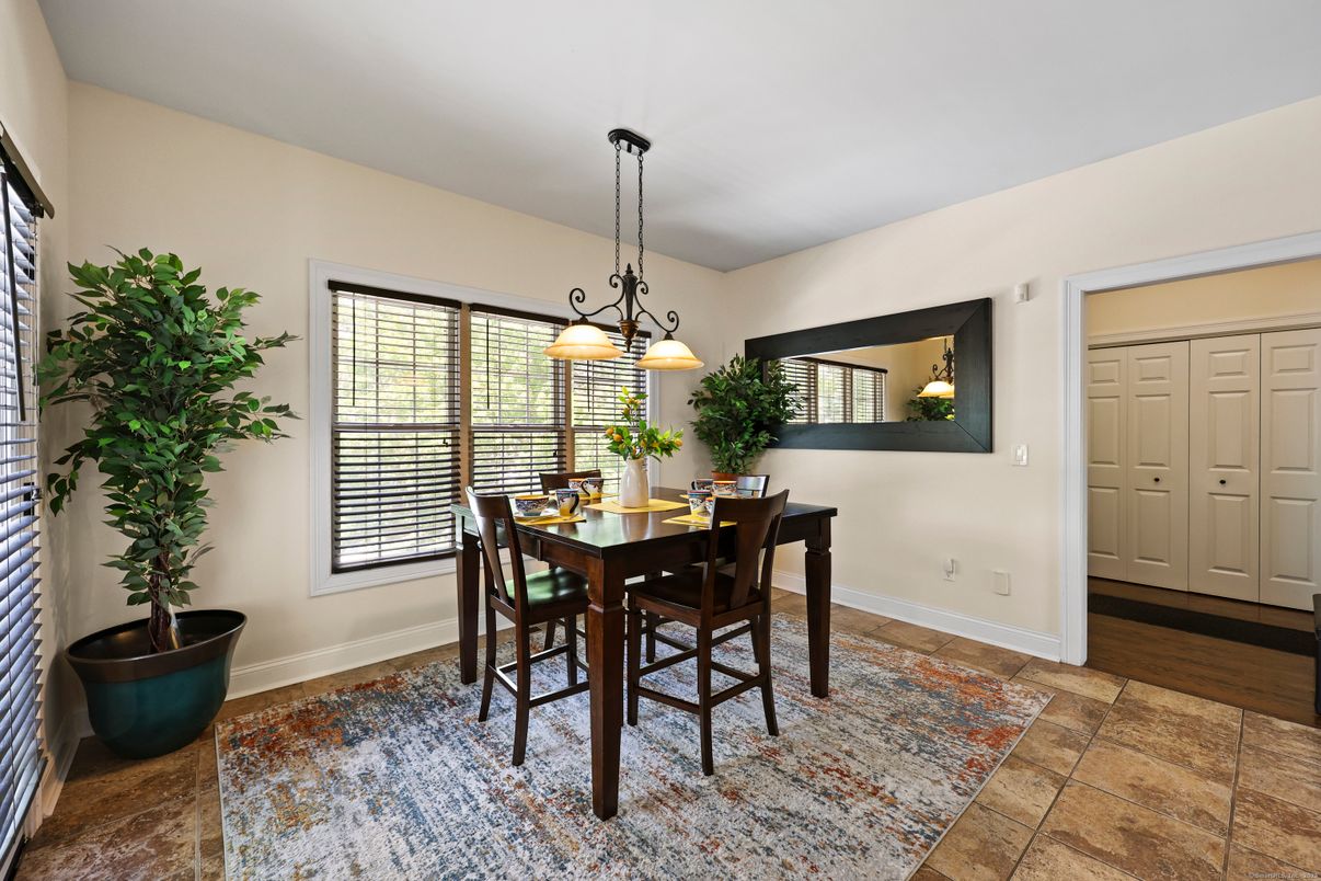 Dining room, Interior, Pendant Lights