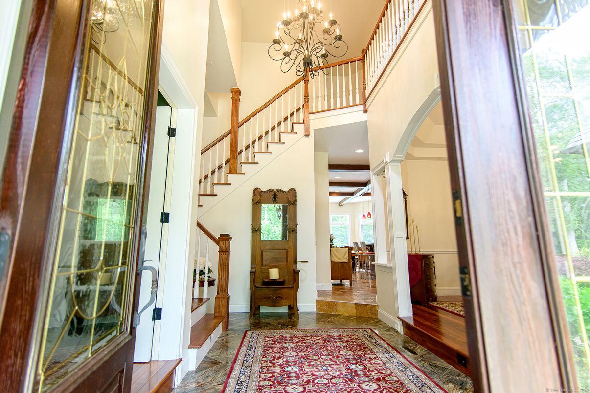 Chandelier, Interior, Recessed Lighting