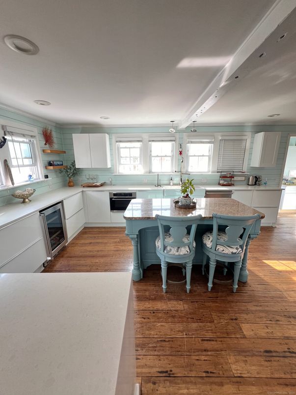 Dining room, Interior, Kitchen, Recessed Lighting, Wood Texture Flooring