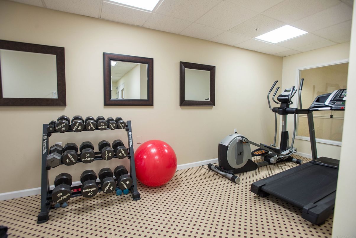 Fitness Equipment, Interior, Recessed Lighting