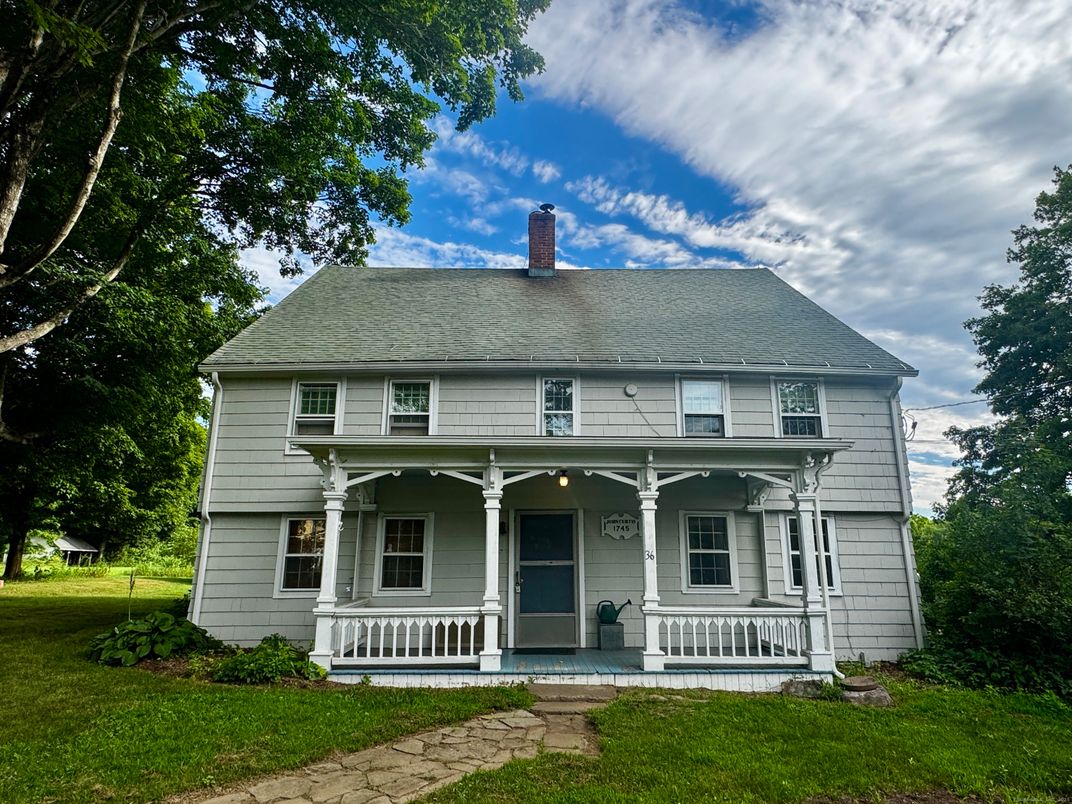 Exterior, Facade, Georgian