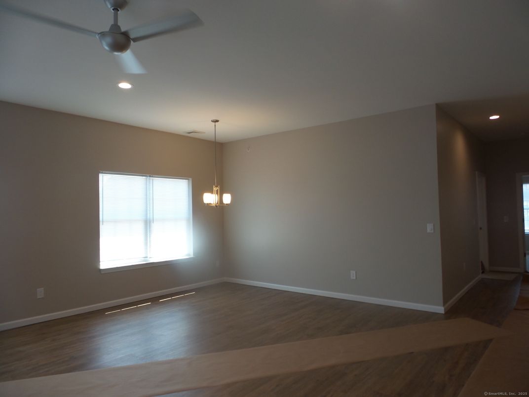 Empty room, Interior, Pendant Lights, Recessed Lighting, Wood Texture Flooring