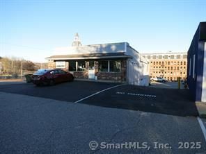 Exterior, Facade, None