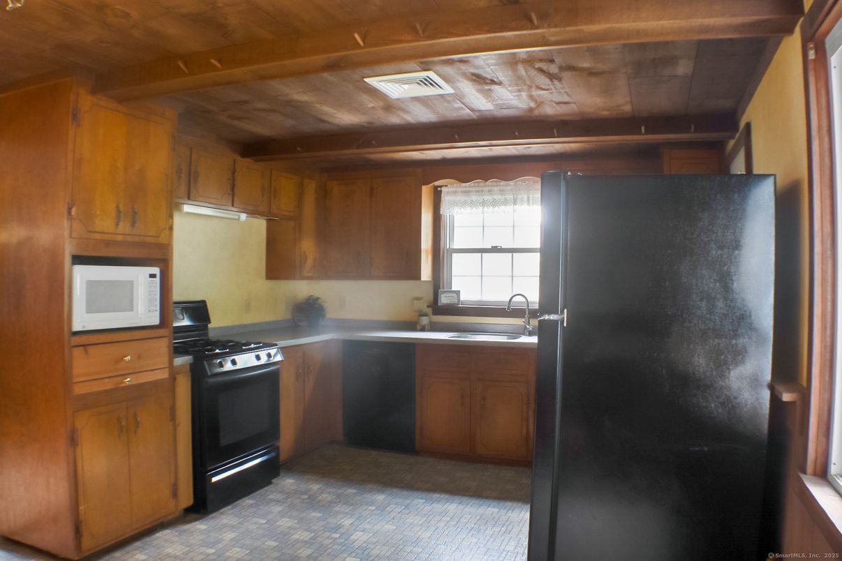 Interior, Kitchen, Stainless Steel Appliances, Wooden Beams, Wooden Ceilings